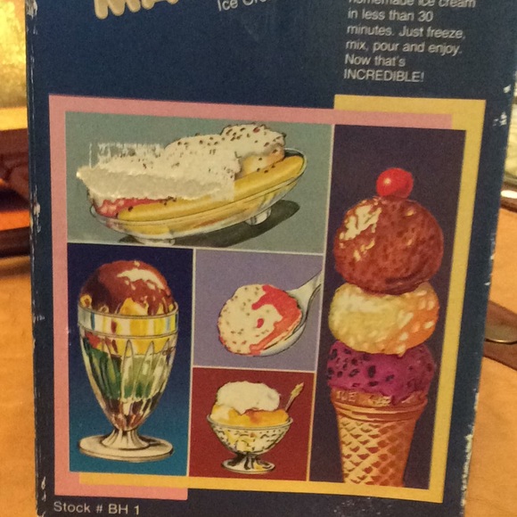 Vtg classic. The Incredible Ice Cream Machine 1986 - Picture 6 of 8